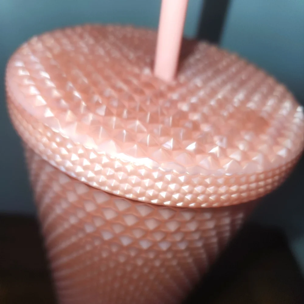 NEW STARBUCKS 2022 Valentine’s Soft Touch Pink Studded Venti 24oz Tumbler - Picture 4 of 8
